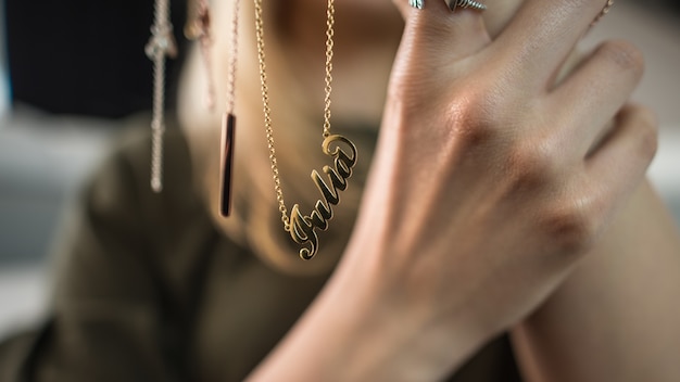 Biżuteria z grawerem personalizowana z klasą i stylem